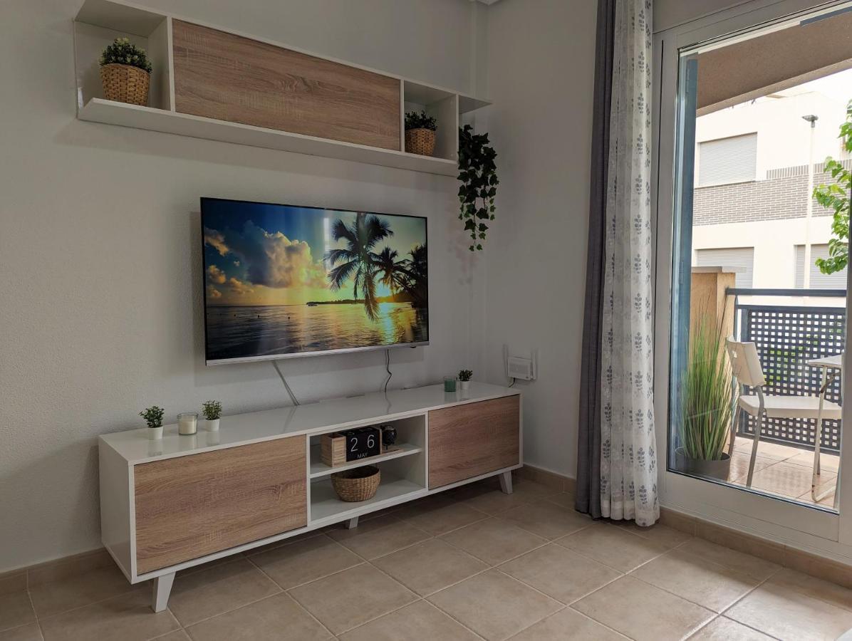 Apartamento Las Palmeras - Con Terraza, Barbacoa, Aire Acondicionado Y A 250M De La Playa! Los Alcázares Extérieur photo