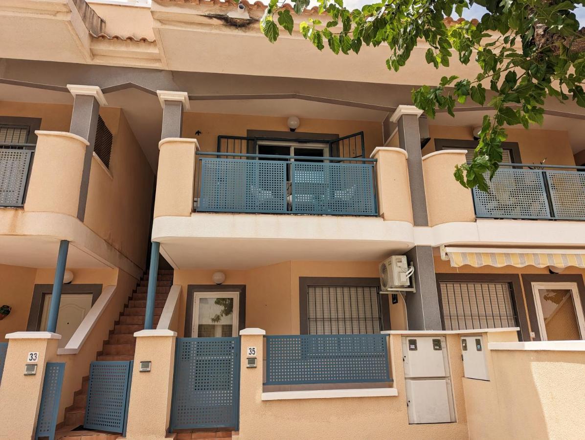 Apartamento Las Palmeras - Con Terraza, Barbacoa, Aire Acondicionado Y A 250M De La Playa! Los Alcázares Extérieur photo
